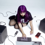 Soffyy, la artista chilena de 17 años que firmó con el sello de Billie Eilish y Lana del Rey