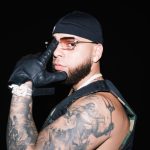 KEVVO se une al chileno KING SAVAGGE en su nuevo single “EN MI ZONA”